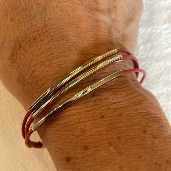 Fossil red triple cord gold tube slide bead adjustable bracelet - Picture 1 of 7